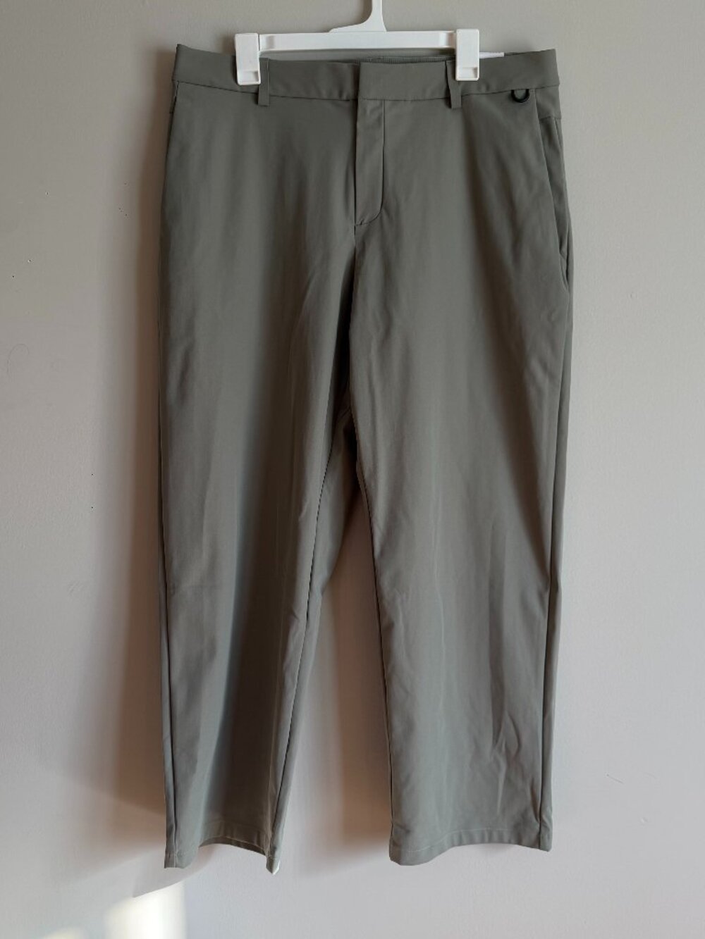 Nike HQ6941-320 Mens 36x32 24.7 PerfectStretch Dri-FIT UV Chino Khaki Golf Pants